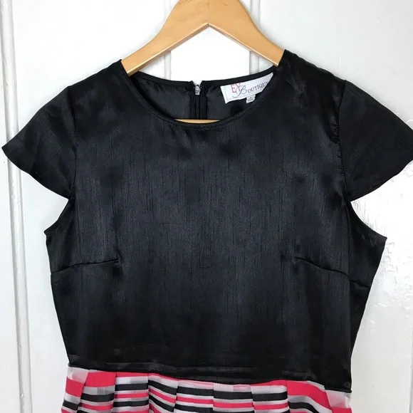 EY Boutique : size M : formal sheer striped short sleeve fit & flare midi-dress - Picture 3 of 8